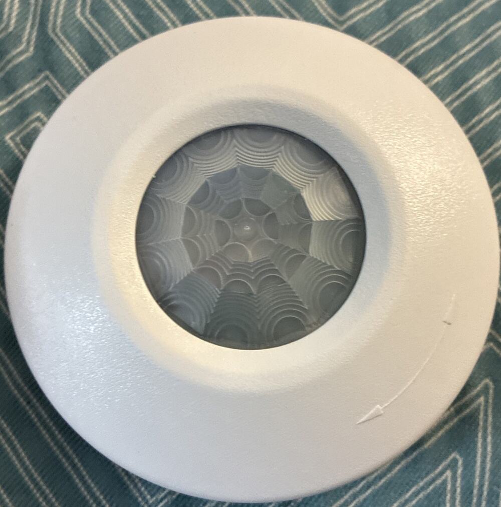 Honeywell Ademco 997 Ceiling-Mount PIR Motion Detector